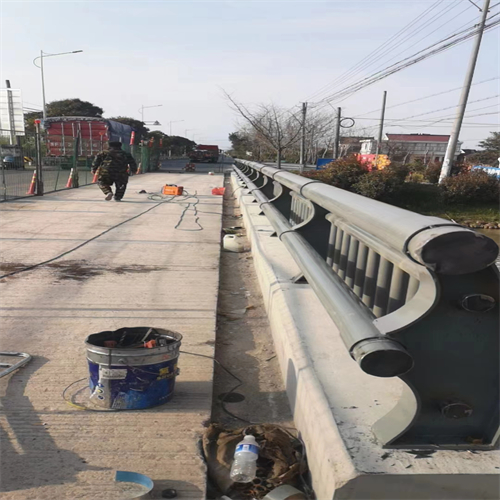 多年专注公路防撞护栏生产的厂家同城生产厂家