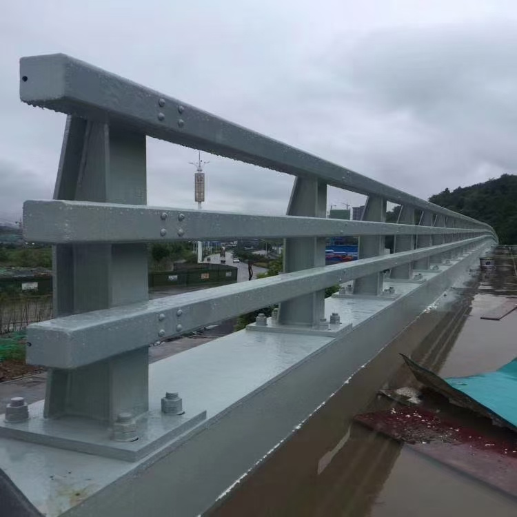 成都钢河道防护护栏按需生产本地公司