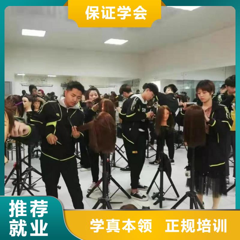 【美发培训学校】挖掘机钩机培训学校哪家好手把手教学当地供应商