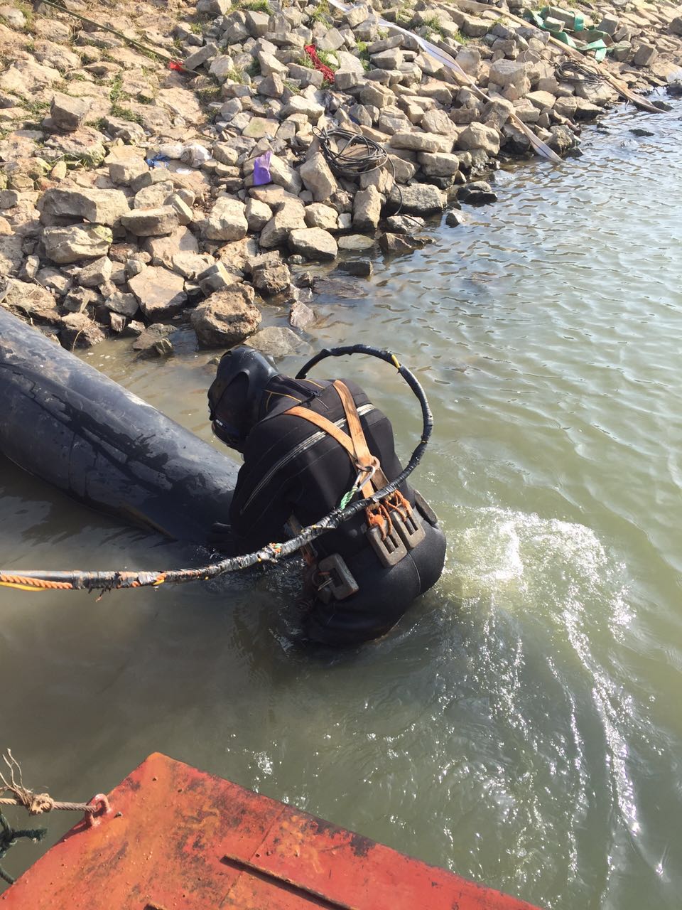 巴中市管道水下封堵就选海鑫